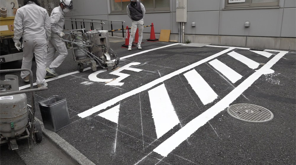 駐車場　白線　ライン　塗り替え　塗装　工事　ライン引き