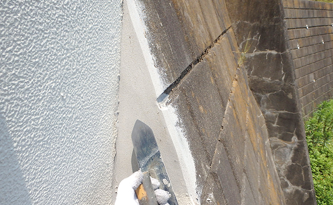 欠損補修工事 モルタル充填工法 防水 外壁などの改修工事や 雨漏り修理は山陽工業へ